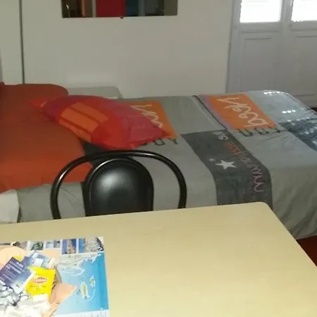 Apartment Meubles Jos's *